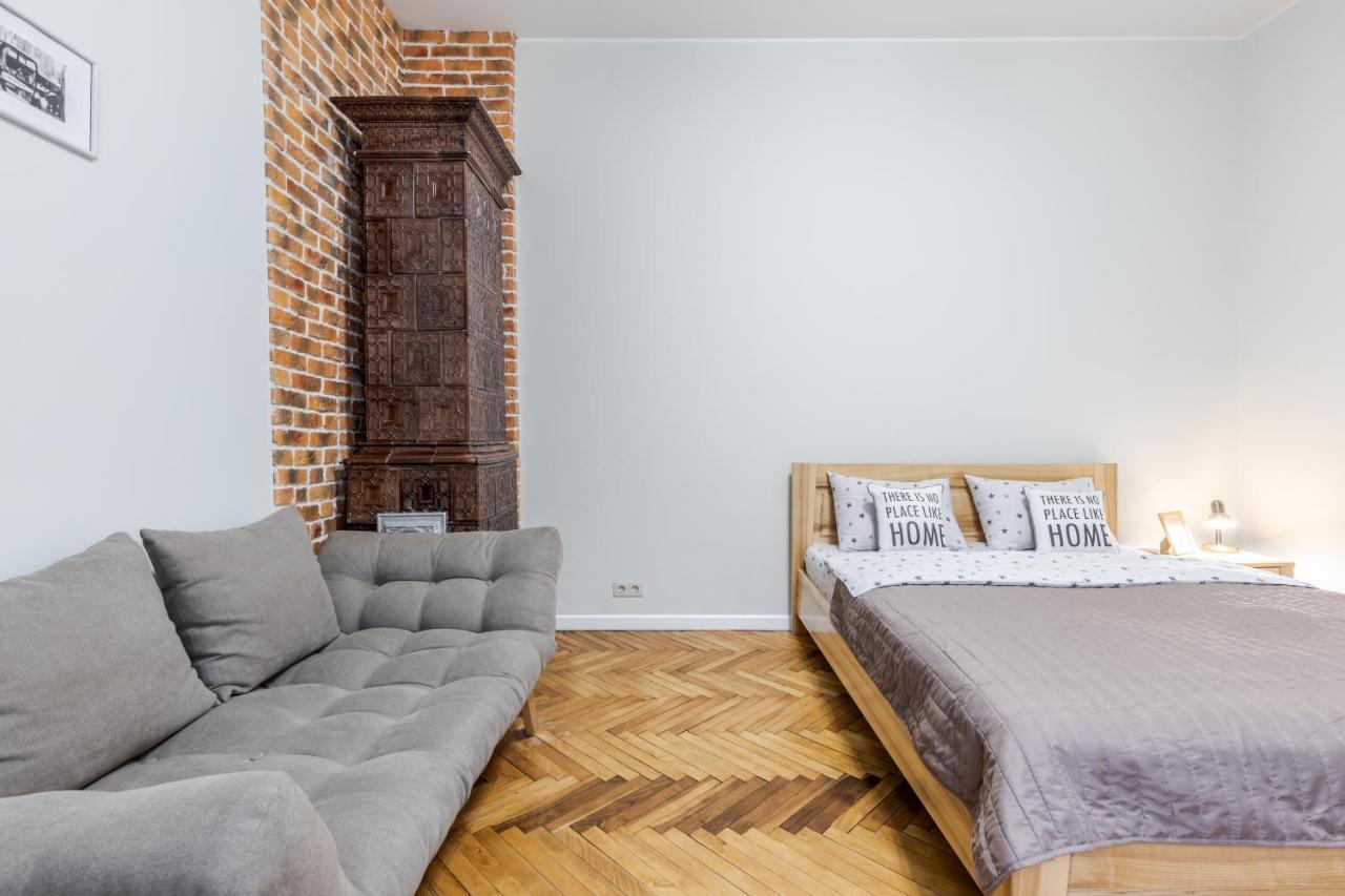 Inshiapartments On Teodora Square Lemberg Exterior foto